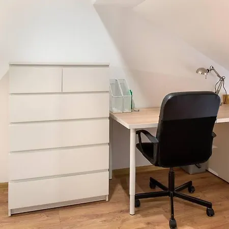 Apartment Spacious And Calm Spot