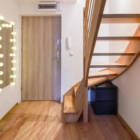 Spacious And Calm Spot Apartment Krakow