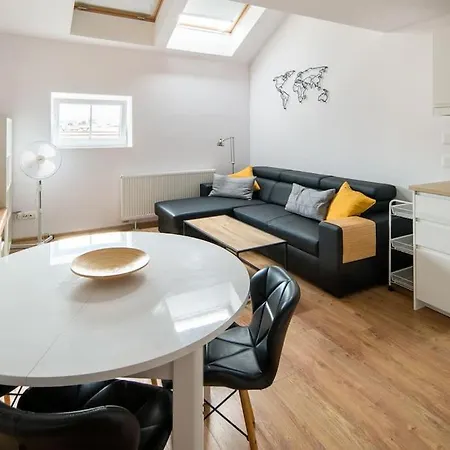 Spacious And Calm Spot Krakkó